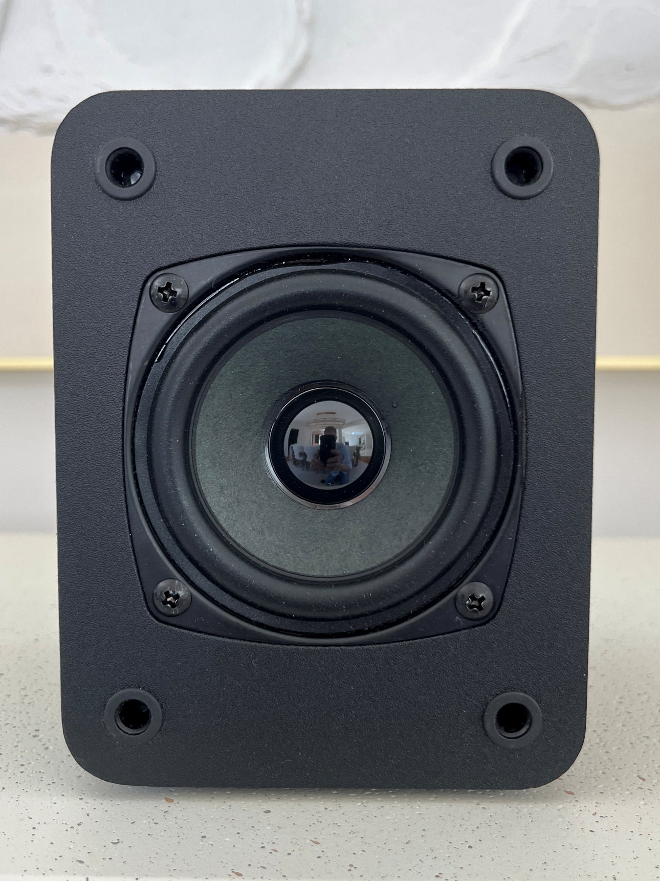 HouseWaves-One: Desktop Home Assistant Audio Speaker. Whole-Home, Multi-Room Synchronized Audio & TTS Notifications