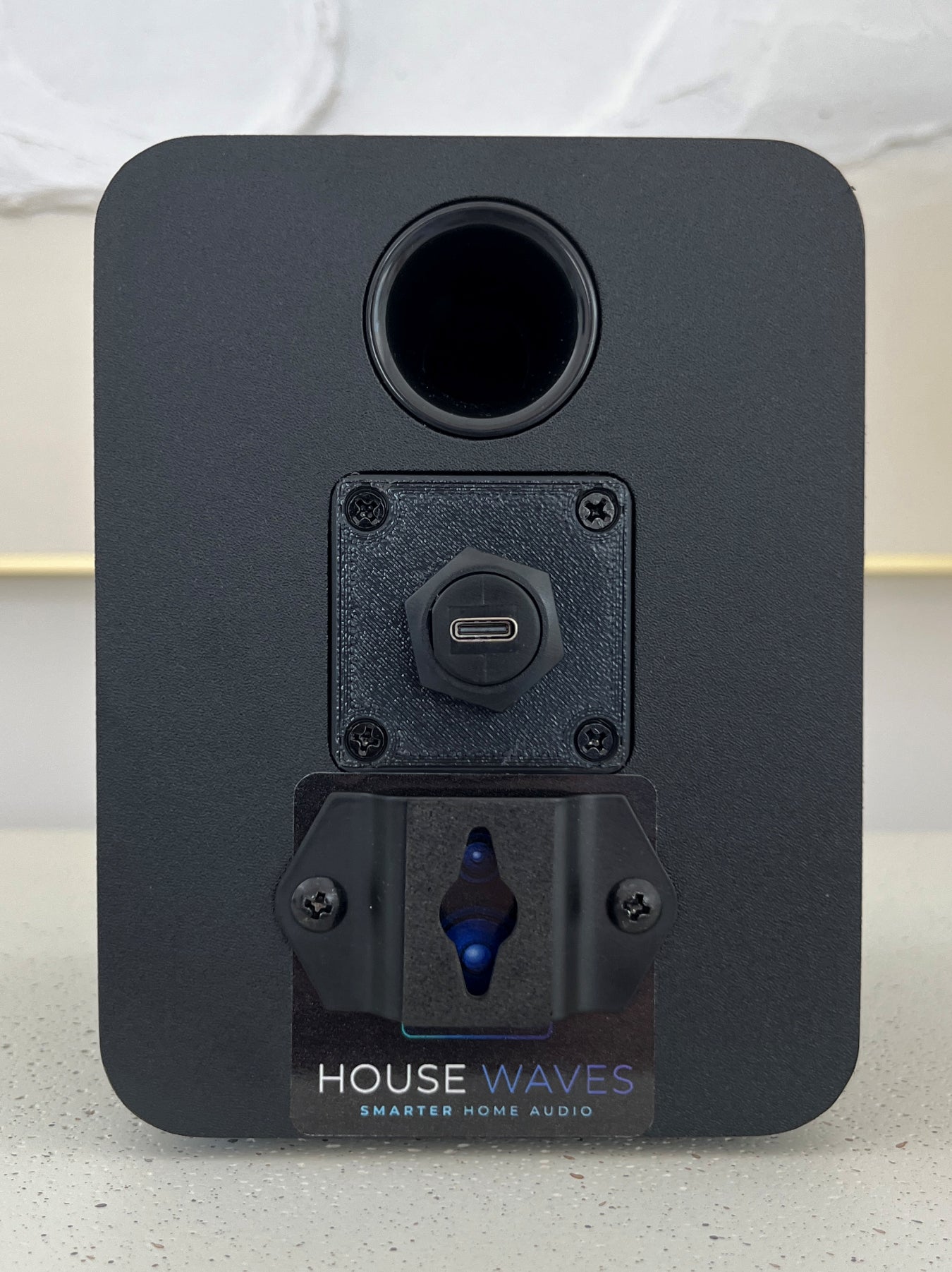 HouseWaves-One: Desktop Home Assistant Audio Speaker. Whole-Home, Multi-Room Synchronized Audio & TTS Notifications
