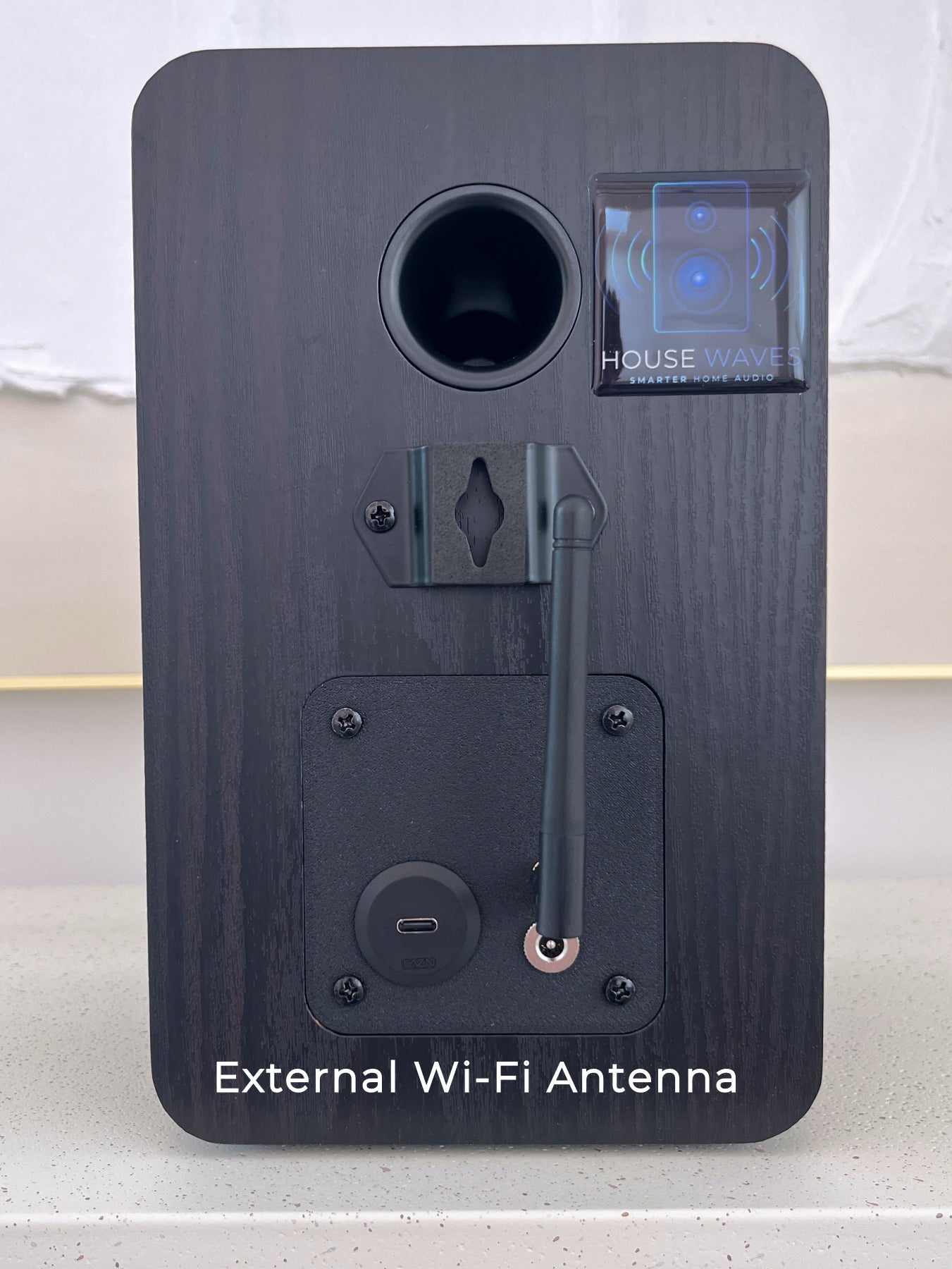HouseWaves-Three: Home Assistant Bookshelf Speaker. Multi-Room Audio & Notifications